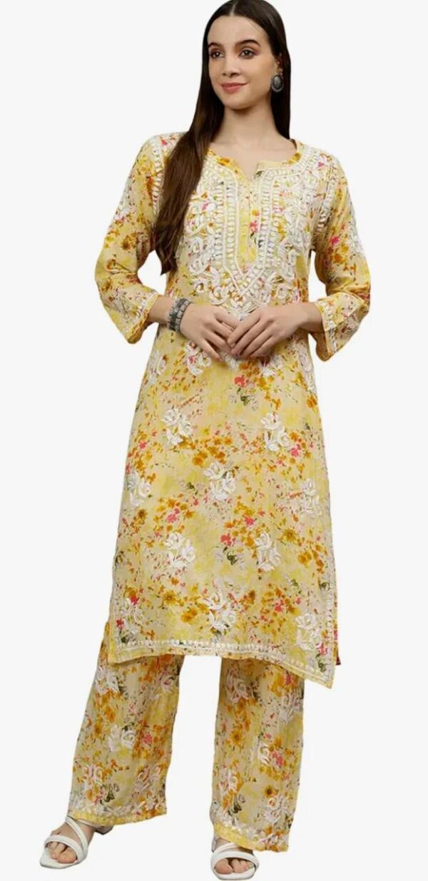 yellow-lukhnavi-mulmul-chikenkari-floral-kurta-set-for-women